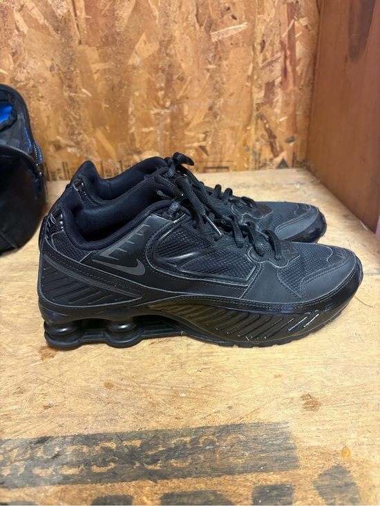 Nike Other - Nike Men's Black BQ9001-001C SHOX ENIGMA MENS SNEAKER US SIZE 10